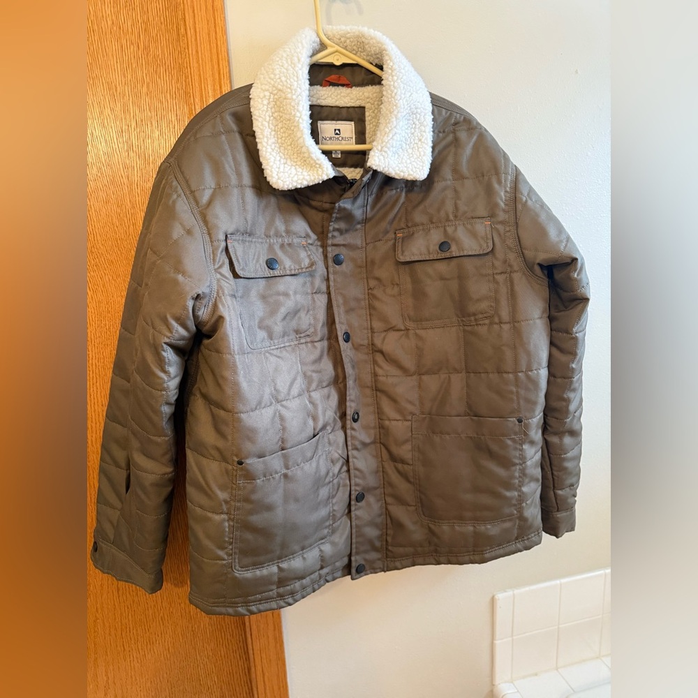 Northcrest Men's Tan Quilted Jacket with Sherpa Collar